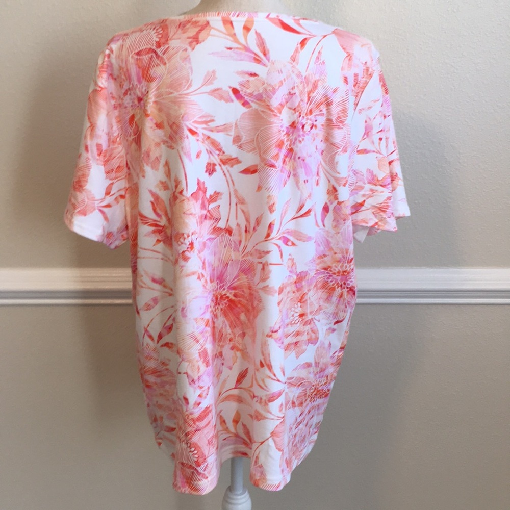 Croft & Barrow Classic Tee Floral Plus Size 2X Top - Picture 4 of 6